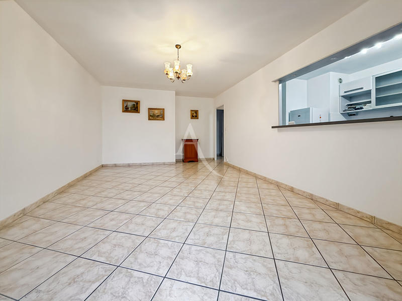 Appartement - 77 m² - 4 pièces