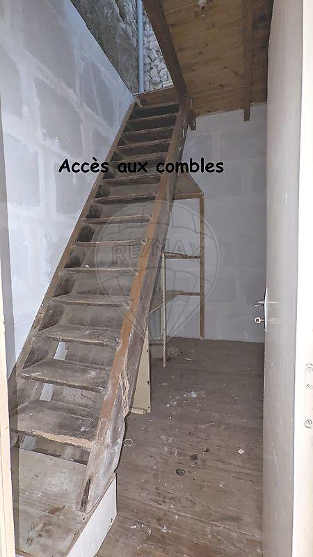 Maison - 280 m² - 8 pièces