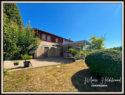 Maison - 396 m² - 10 pièces