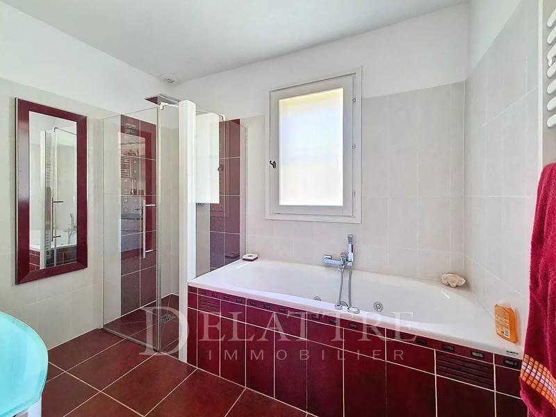 Maison - 155 m² - 5 pièces