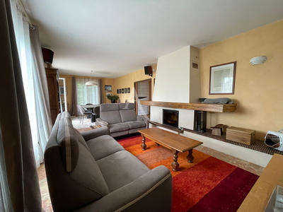 Maison - 138 m² - 8 pièces