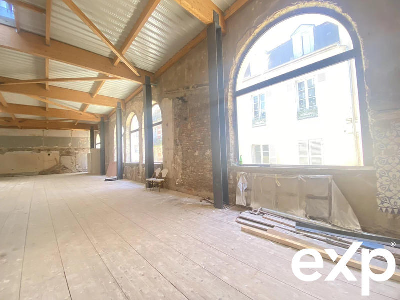 Fonds de commerce - Magasins - 246 m²