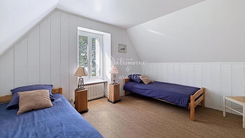 Villa - 186 m² - 9 pièces