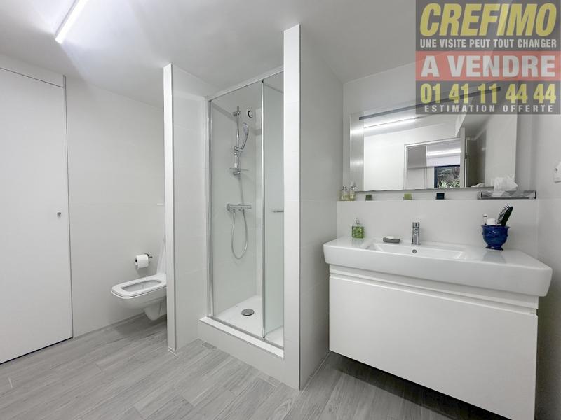 Bureau - 73 m² - 4 pièces