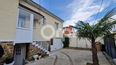 Maison - 130 m² - 6 pièces