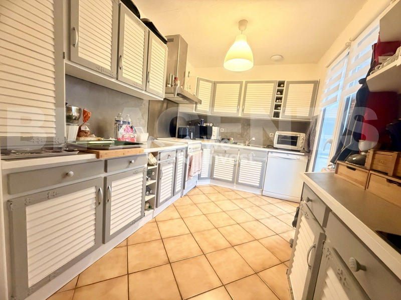 Maison - 160 m² - 7 pièces