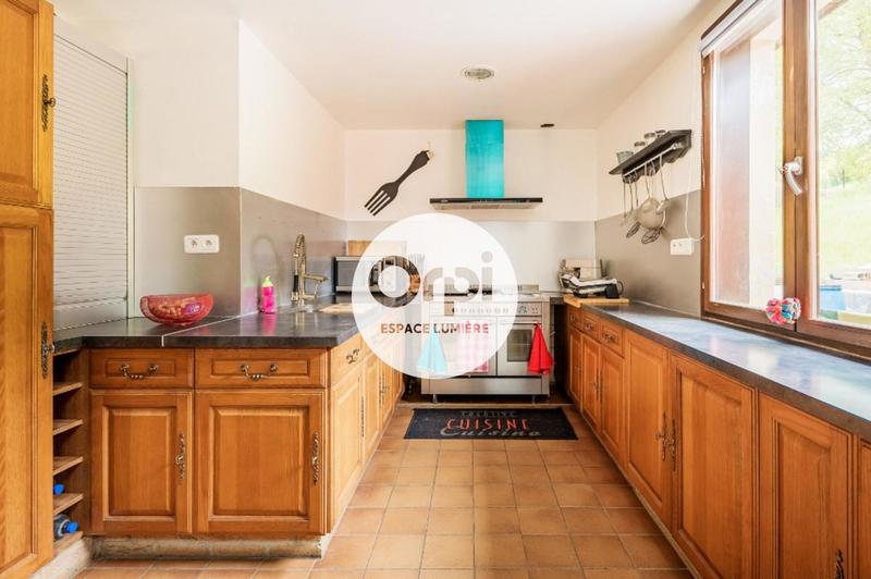 Maison - 151 m² - 6 pièces