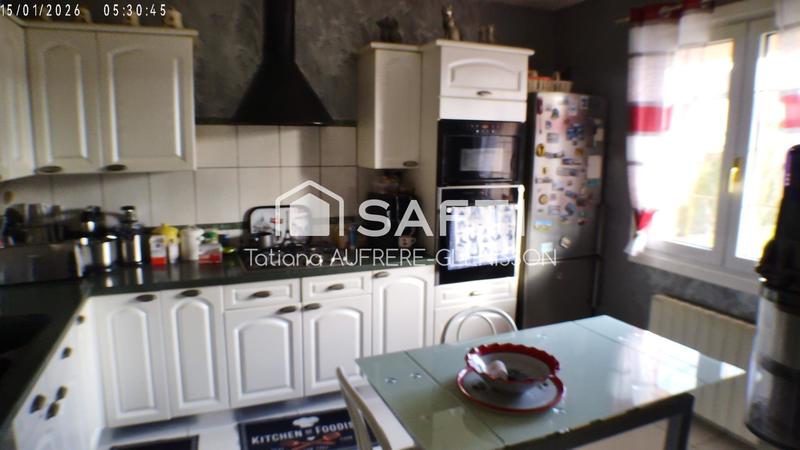 Maison - 140 m² - 8 pièces