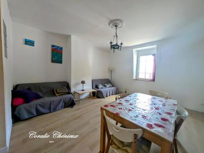 Appartement - 49 m² - 2 pièces