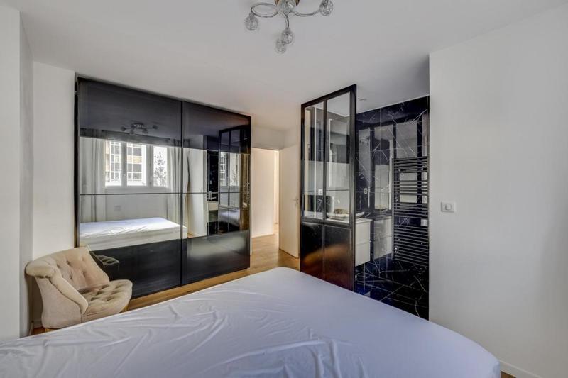 Appartement - 95 m² - 4 pièces