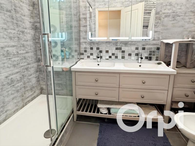 Appartement - 73 m² - 3 pièces