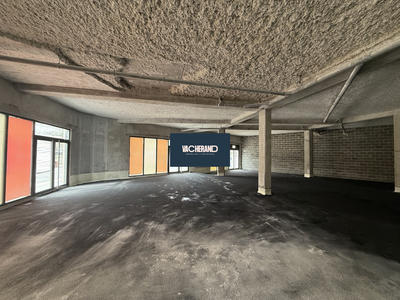 Local commercial - 435 m²