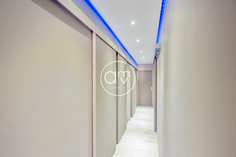 Appartement - 104 m² - 4 pièces