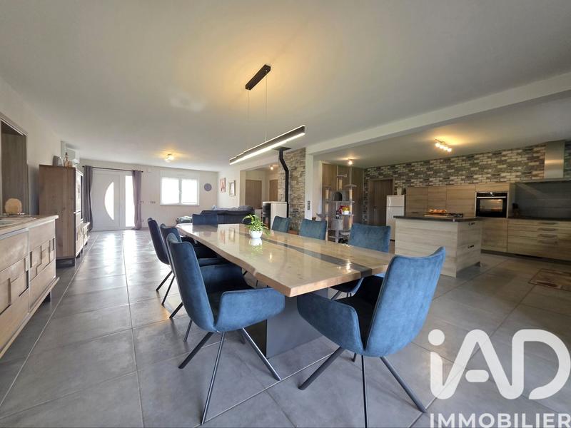 Maison - 152 m² - 6 pièces