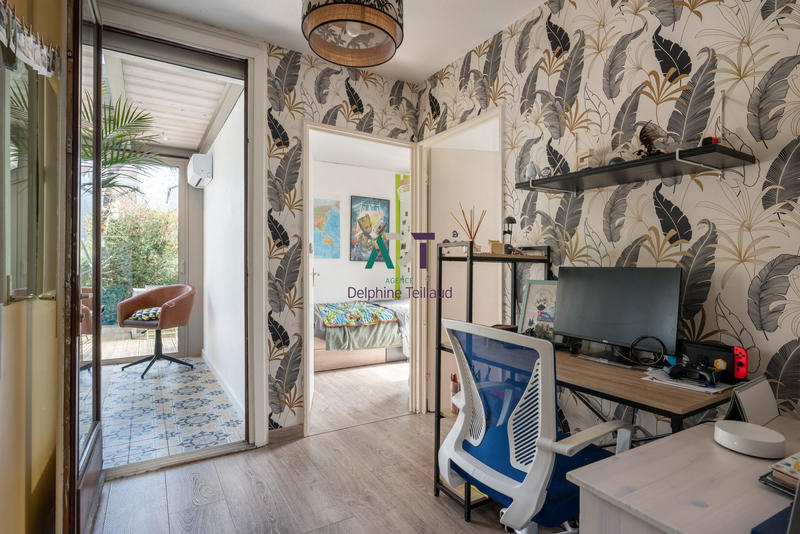 Appartement - 90 m² - 5 pièces