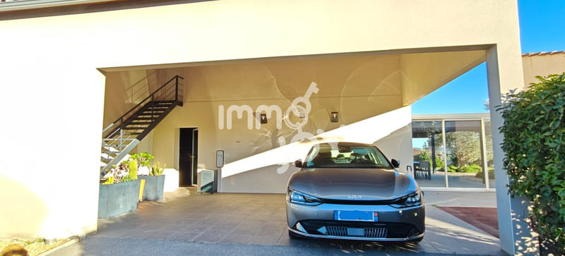 Maison - 183 m² - 5 pièces