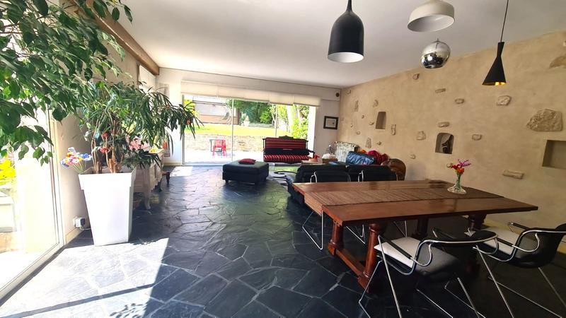 Maison ancienne - 246 m² - 10 pièces