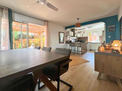 Villa - 120 m² - 5 pièces