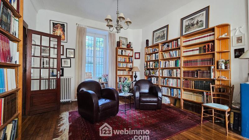 Maison de maîtres - 340 m² - 14 pièces