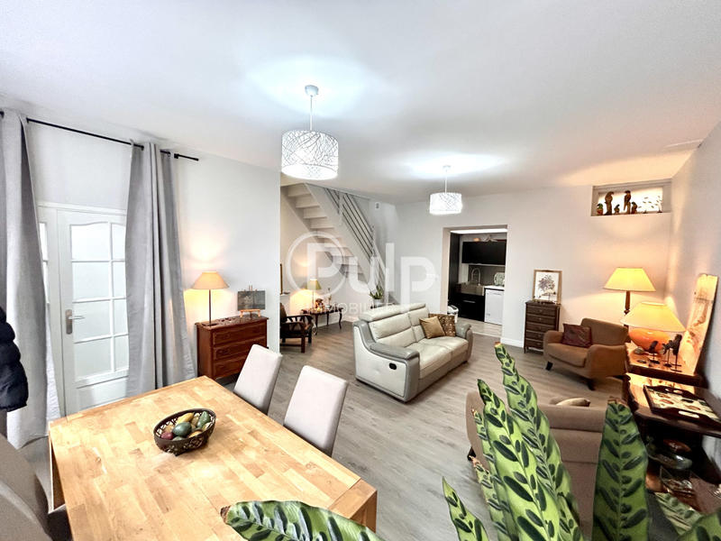 Maison - 114 m² - 6 pièces