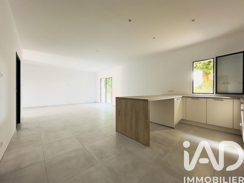 Maison - 98 m² - 5 pièces