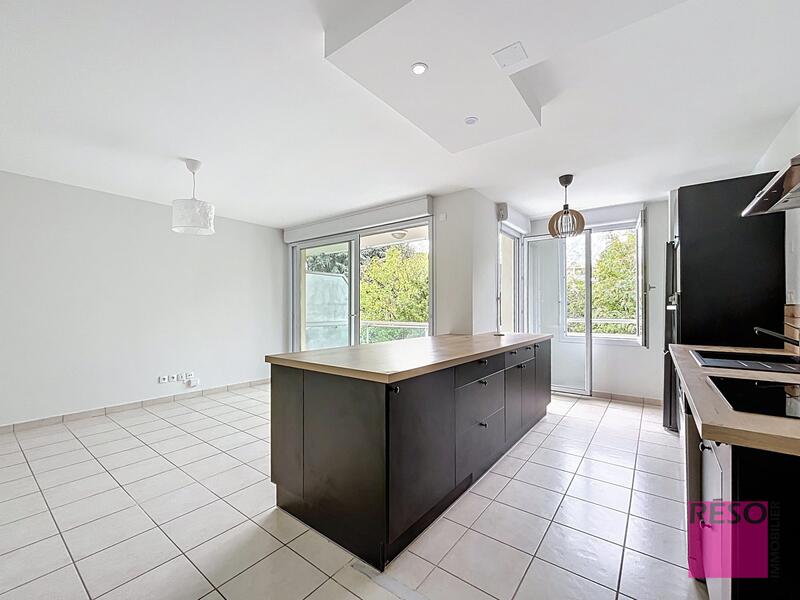 Appartement - 64 m² - 3 pièces