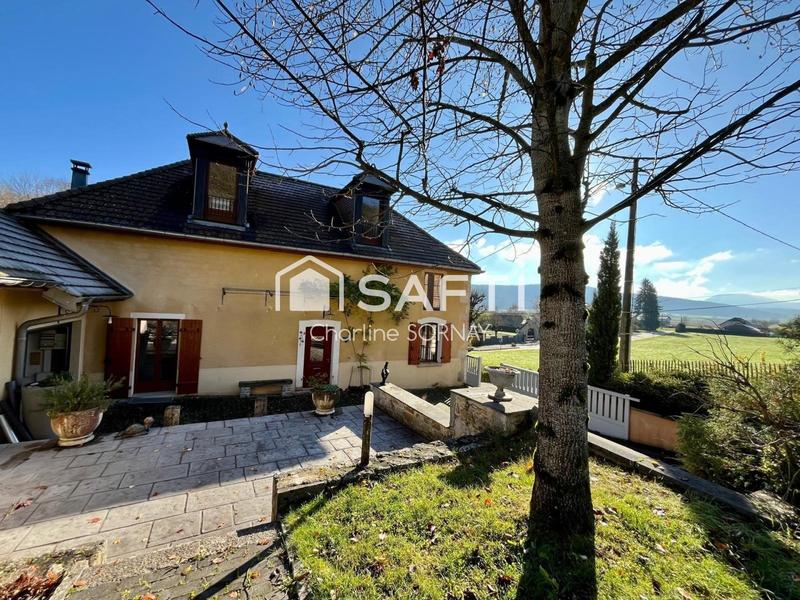 Maison - 185 m² - 8 pièces