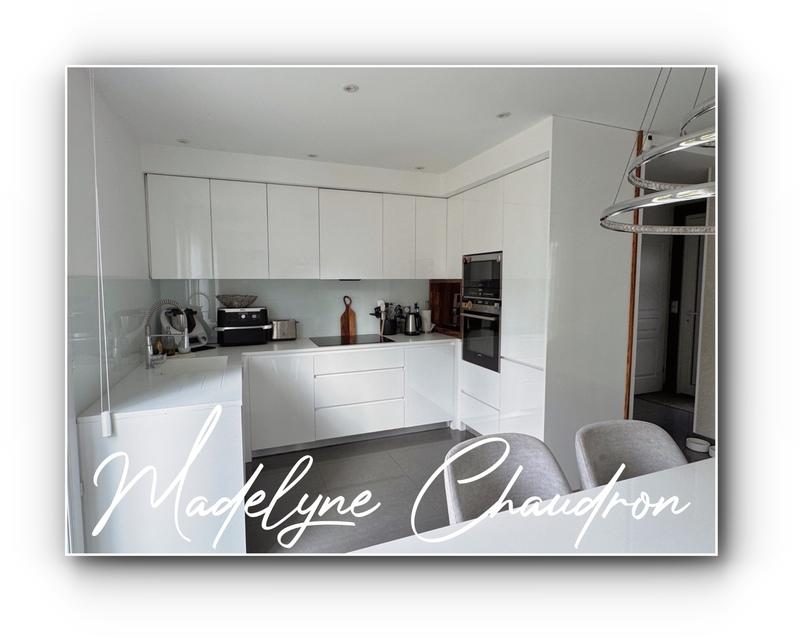 Maison - 136 m² - 6 pièces