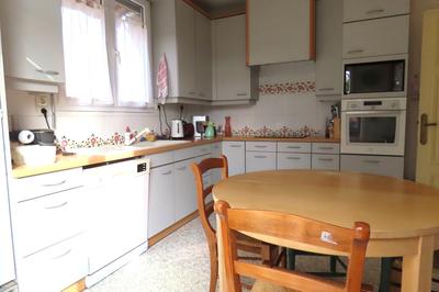 Maison - 198 m² - 7 pièces