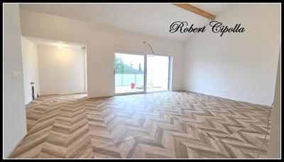 Appartement - 103 m² - 4 pièces