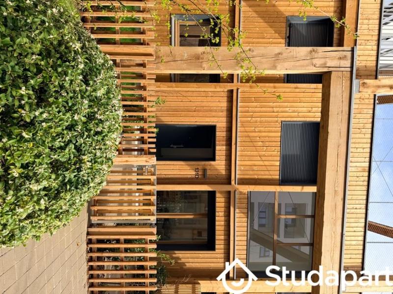 Chambre - 14 m² - 1 pièce