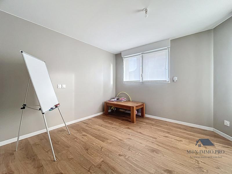 Maison contemporaine - 140 m² - 7 pièces