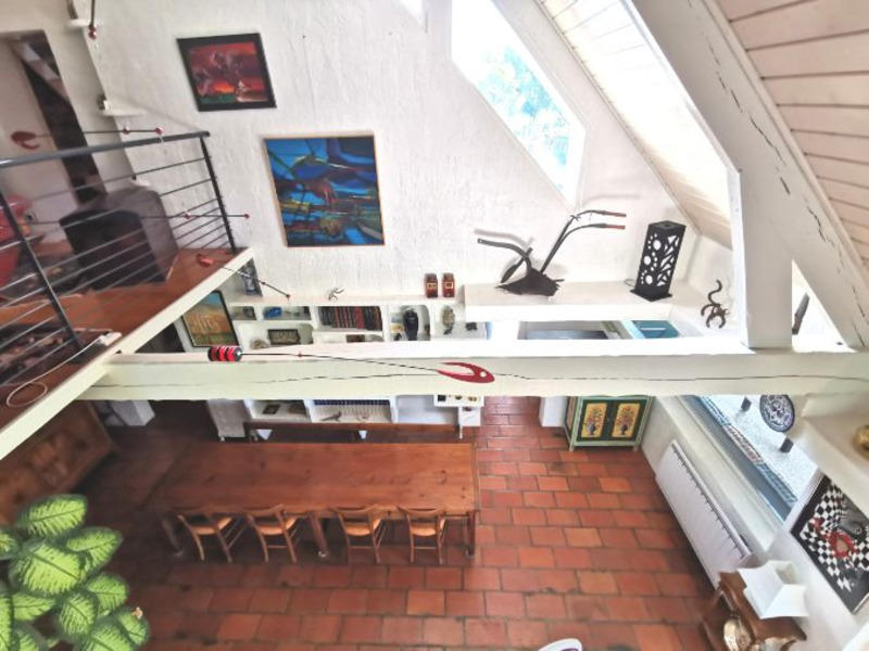 Maison - 230 m² - 8 pièces