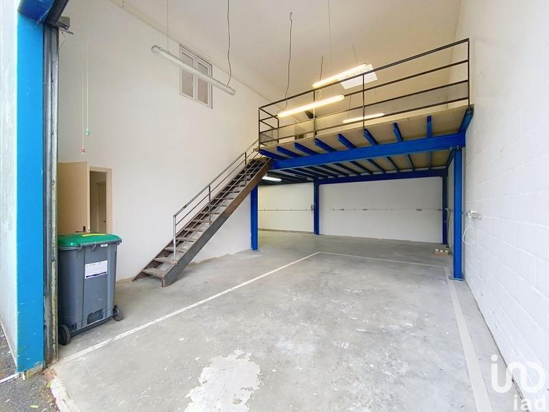 Local commercial - 183 m²