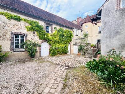 Maison ancienne - 220 m² - 8 pièces