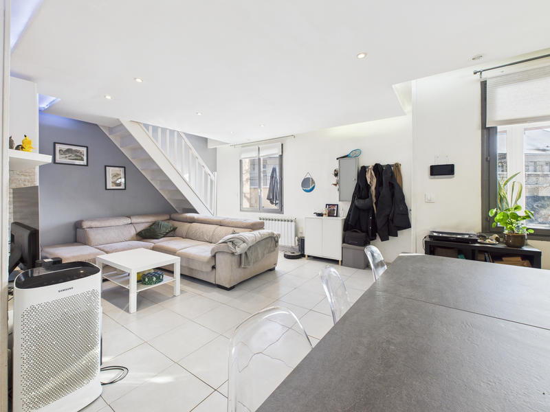 Maison - 75 m² - 5 pièces