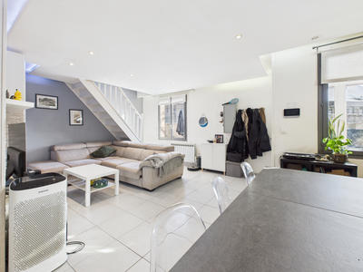 Maison - 75 m² - 5 pièces