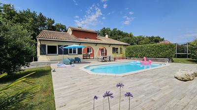 Maison - 188 m² - 7 pièces