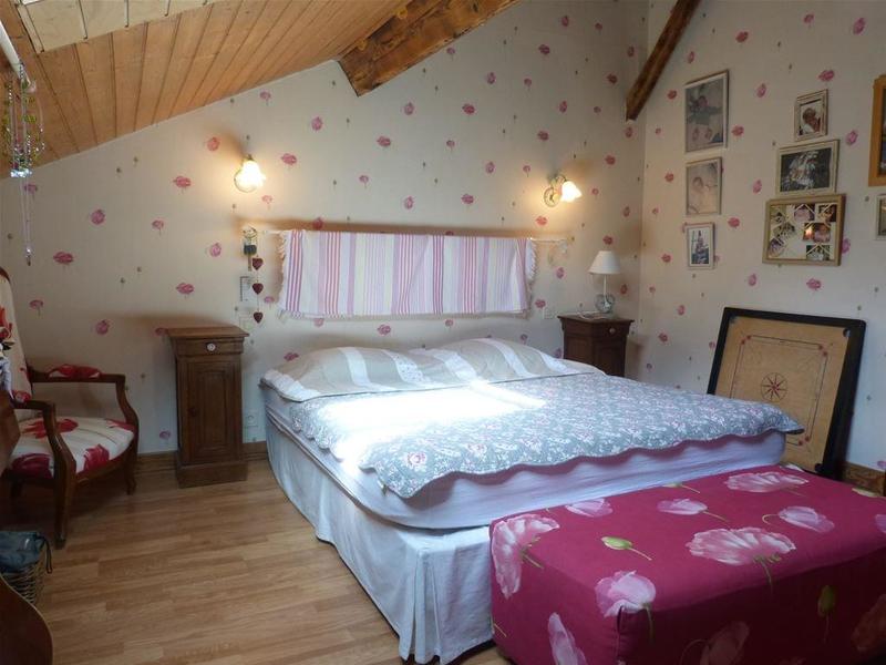 Villa - 219 m² - 10 pièces