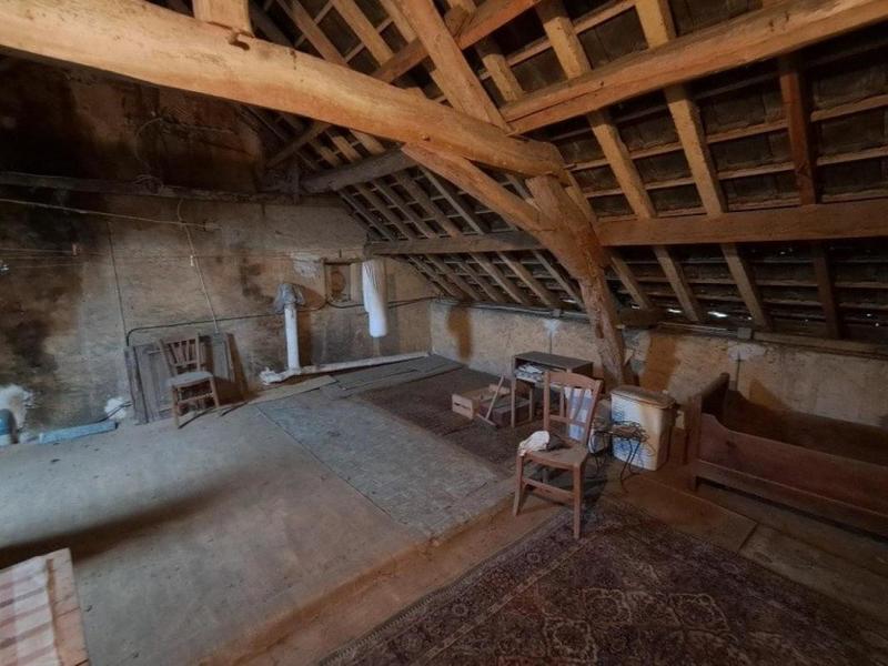 Maison traditionnelle - 98 m² - 4 pièces