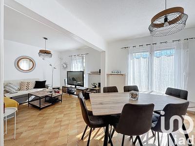 Maison - 94 m² - 4 pièces