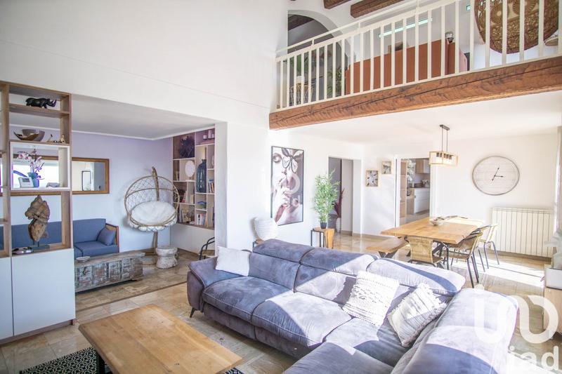 Maison - 315 m² - 14 pièces