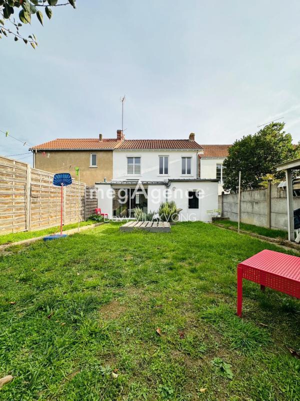 Maison - 112 m² - 5 pièces