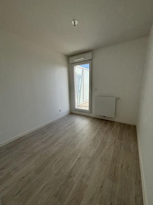 Appartement - 98 m² - 5 pièces
