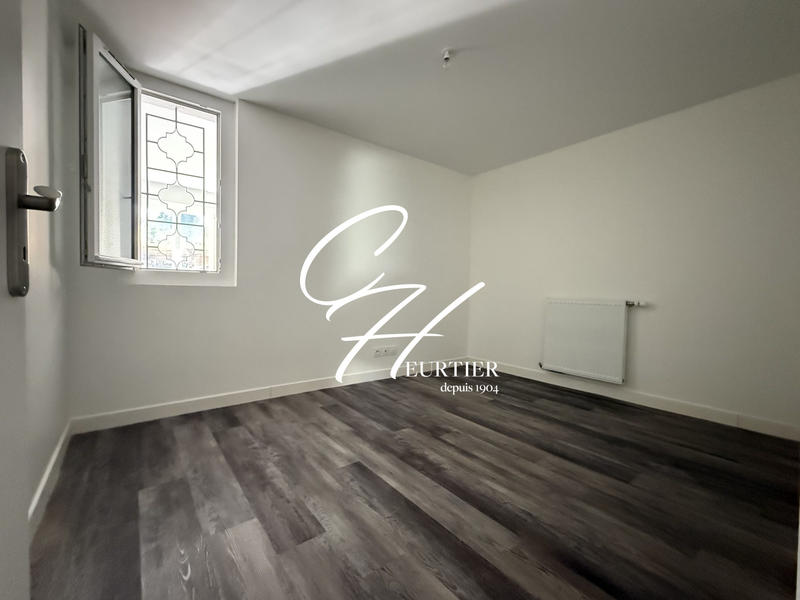 Appartement - 104 m² - 5 pièces