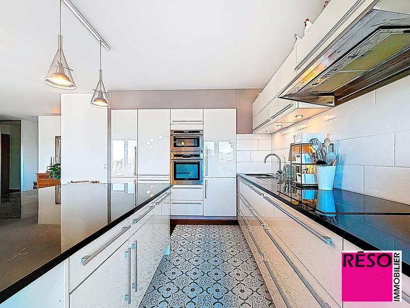 Appartement - 105 m² - 4 pièces