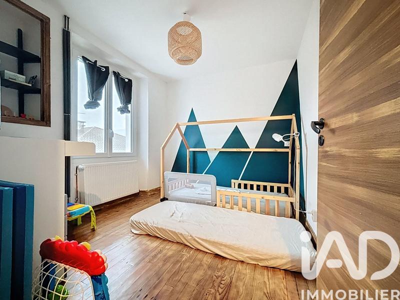 Maison - 90 m² - 5 pièces