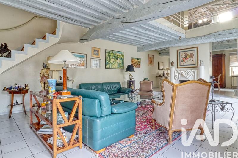 Maison - 376 m² - 9 pièces