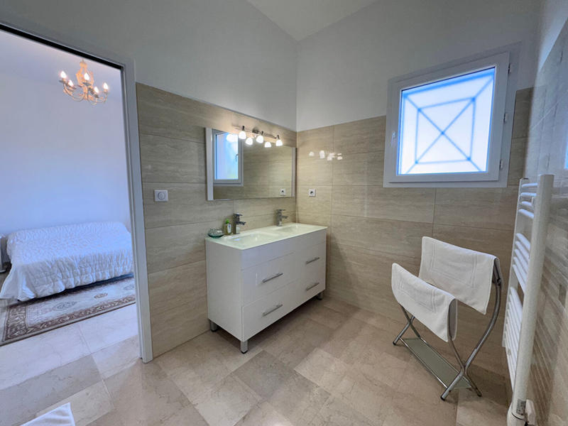 Villa - 213 m² - 5 pièces