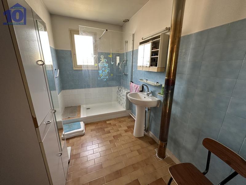 Maison - 92 m² - 6 pièces